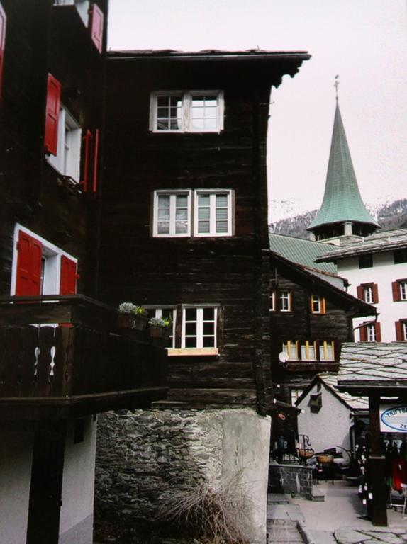 Beim Kirchplatz Zermatt Exterior foto